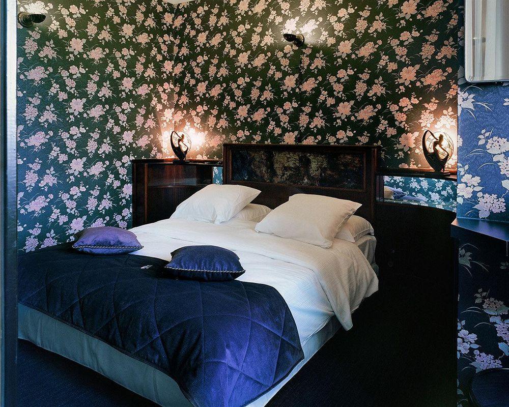 Latroupe Le Berger Hotel Saint-Gilles Room photo