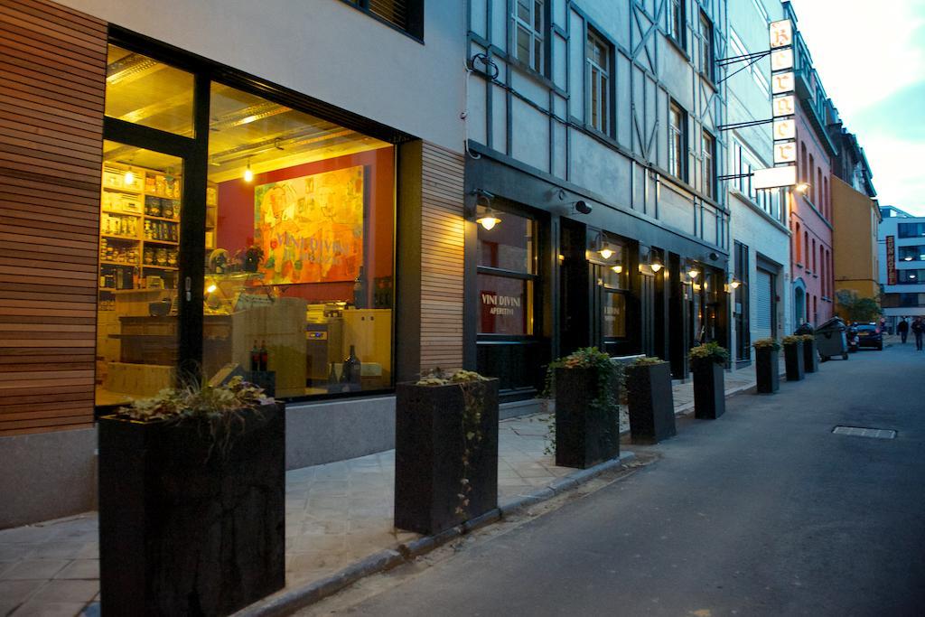 Latroupe Le Berger Hotel Saint-Gilles Exterior photo